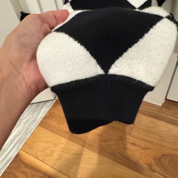 Alice + Olivia - Picture 3 of 3